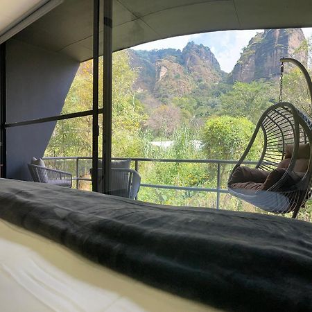 Bajo La Montana Hotel Tepoztlan Exterior photo
